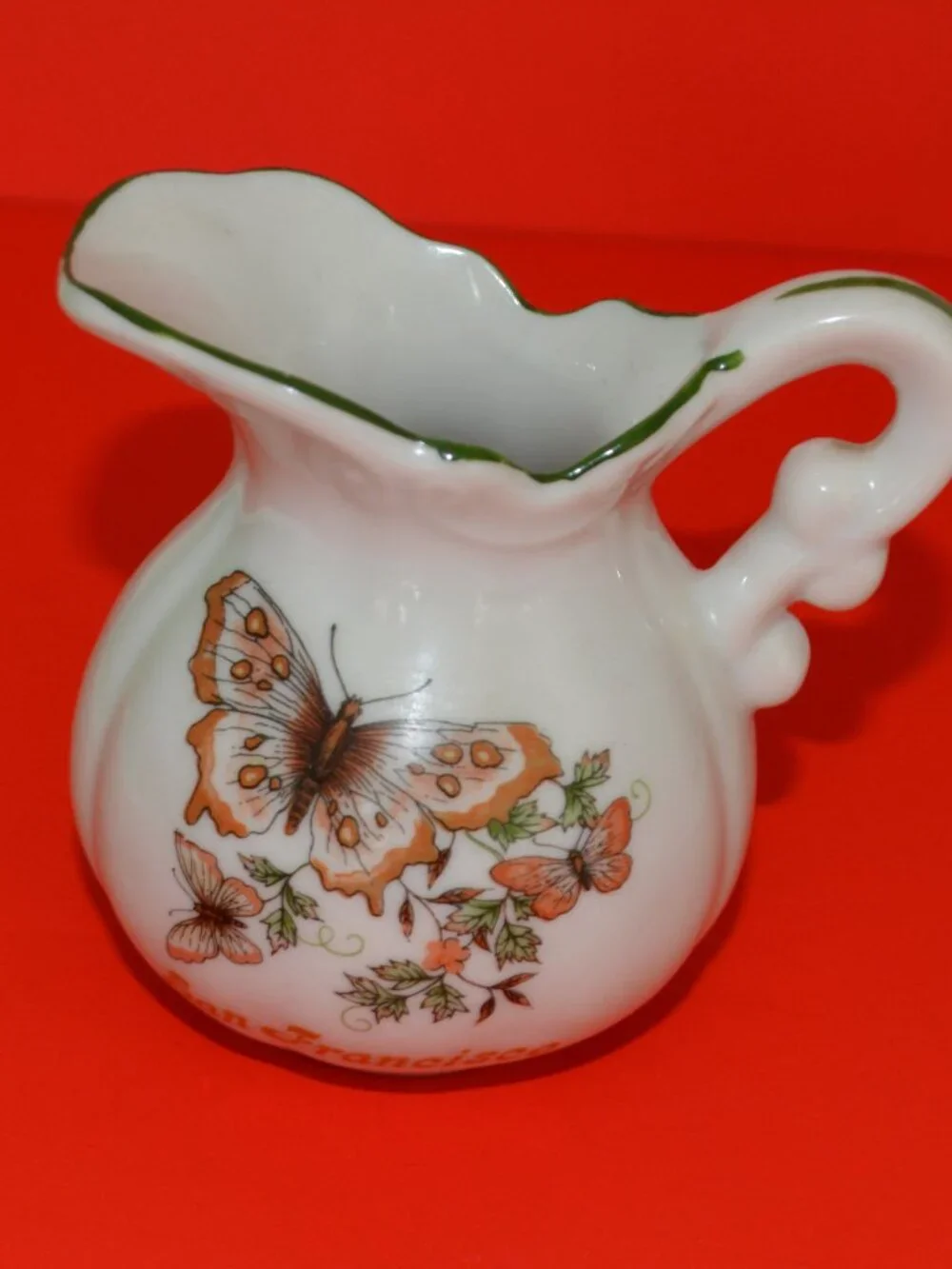 Brand Unknown souvenir item
